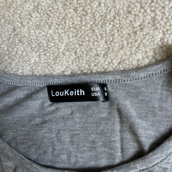 Two Tank Tops Gray and White - Picture 2 of 4